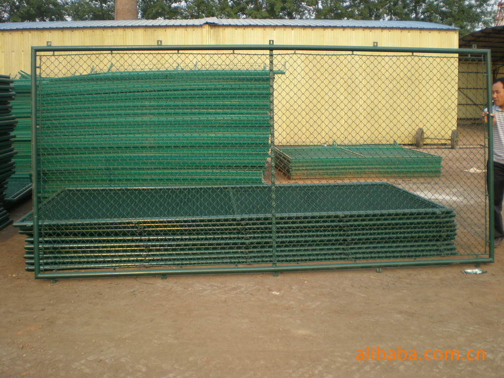 場(chǎng)地圍欄