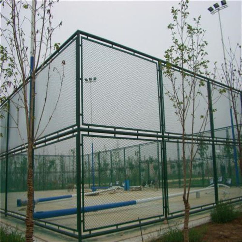 籃球場運動場圍網(wǎng)施工流程及注意事項